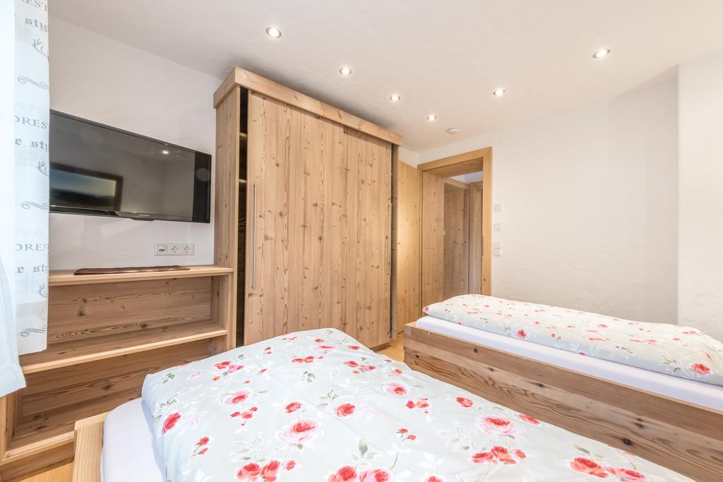 Appartement Haus Moesenlechner à Maishofen Extérieur photo