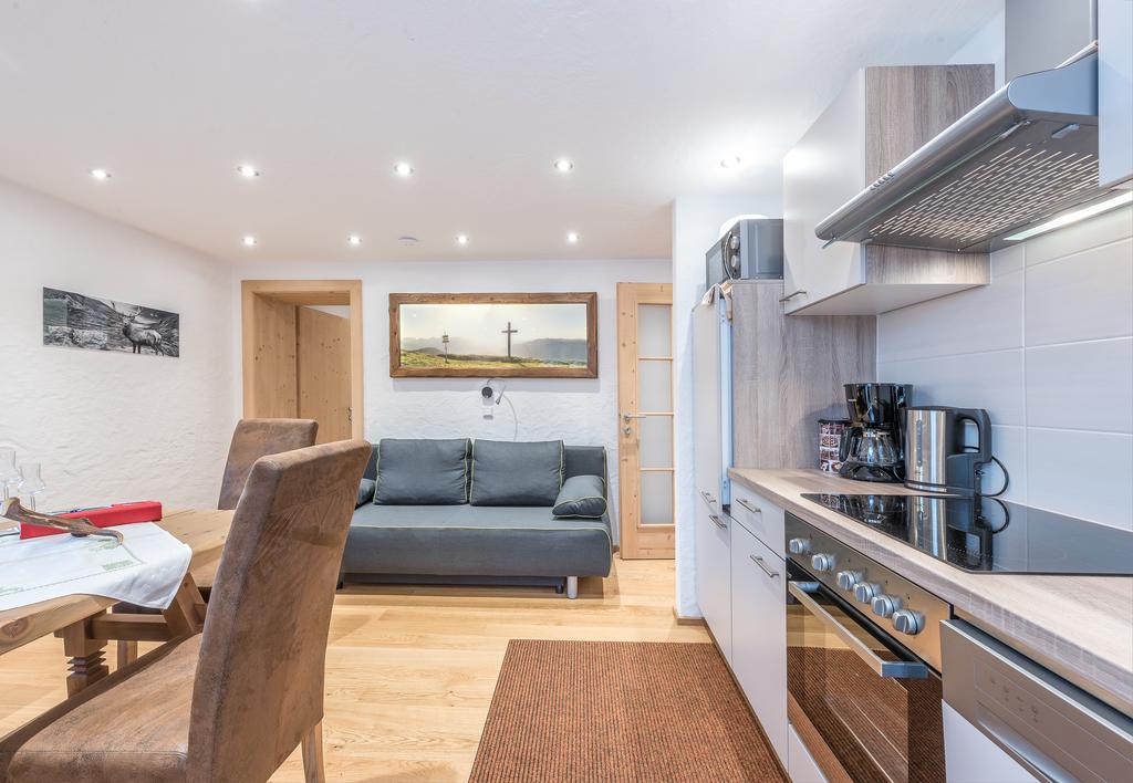 Appartement Haus Moesenlechner à Maishofen Extérieur photo